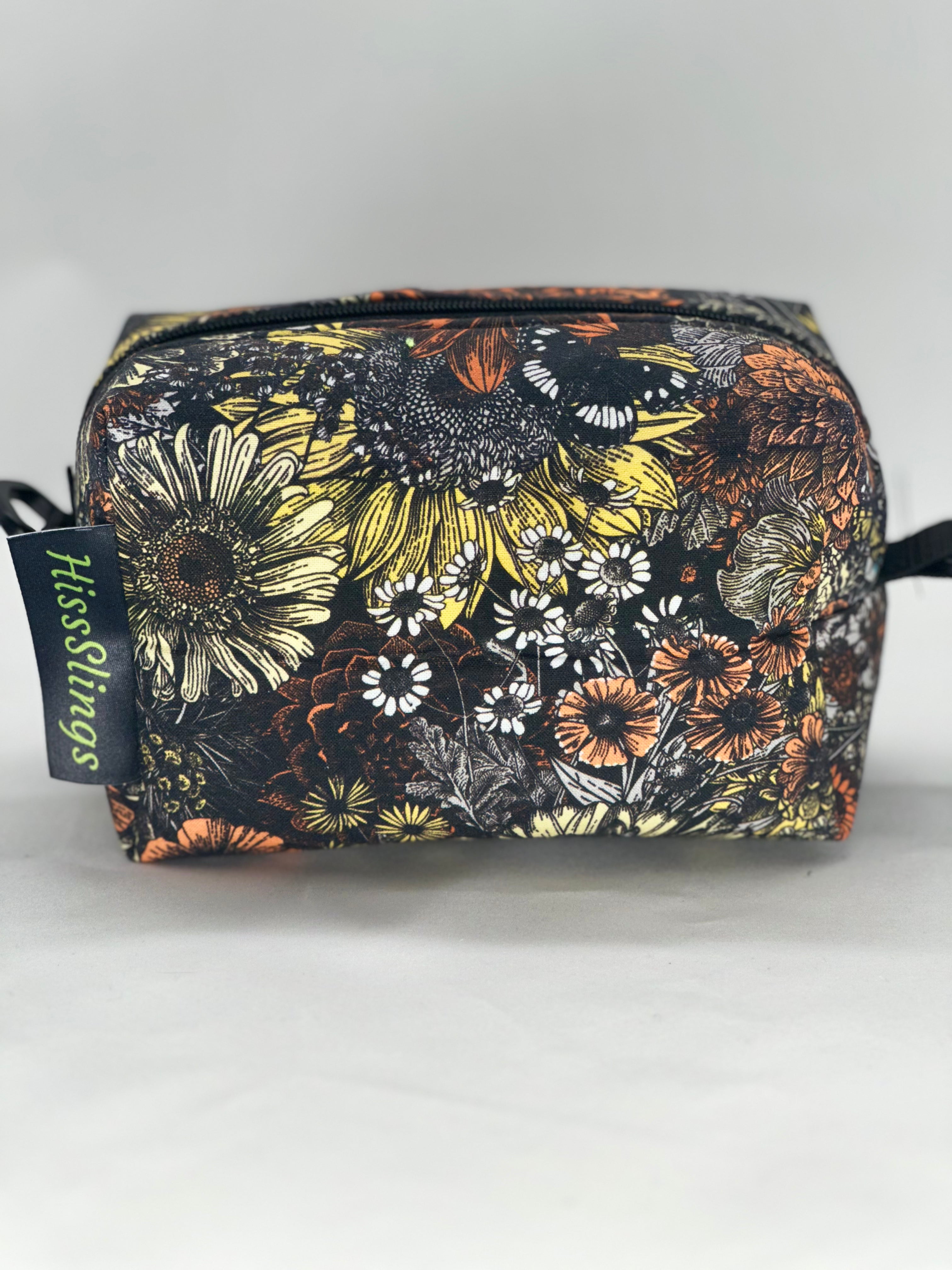 Med Hiss-sling On-The-Go Black & Orange Flowers