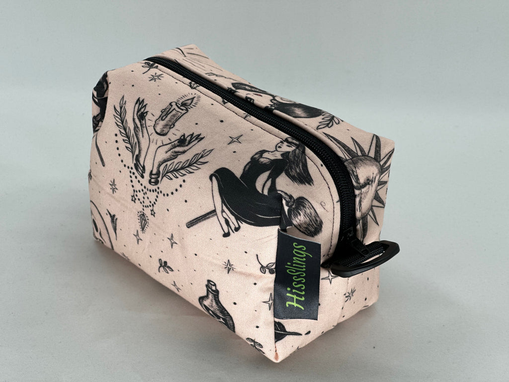 Hiss-Slings On-The-Go Witchy Pin Up