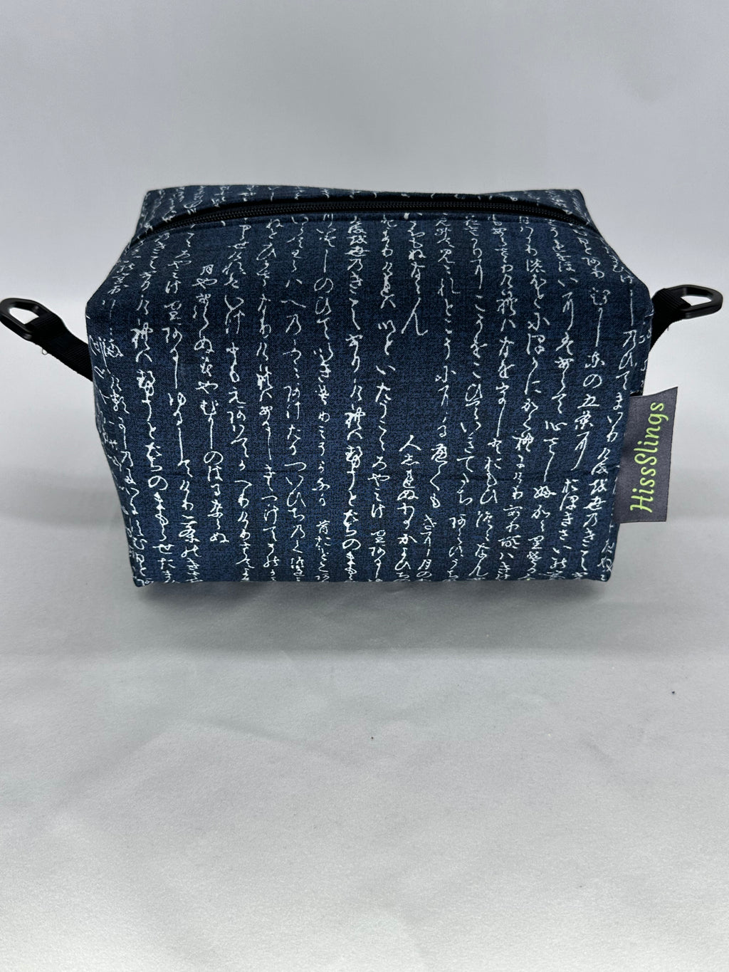 Med Hiss-Slings On-The-Go Blue Scribble