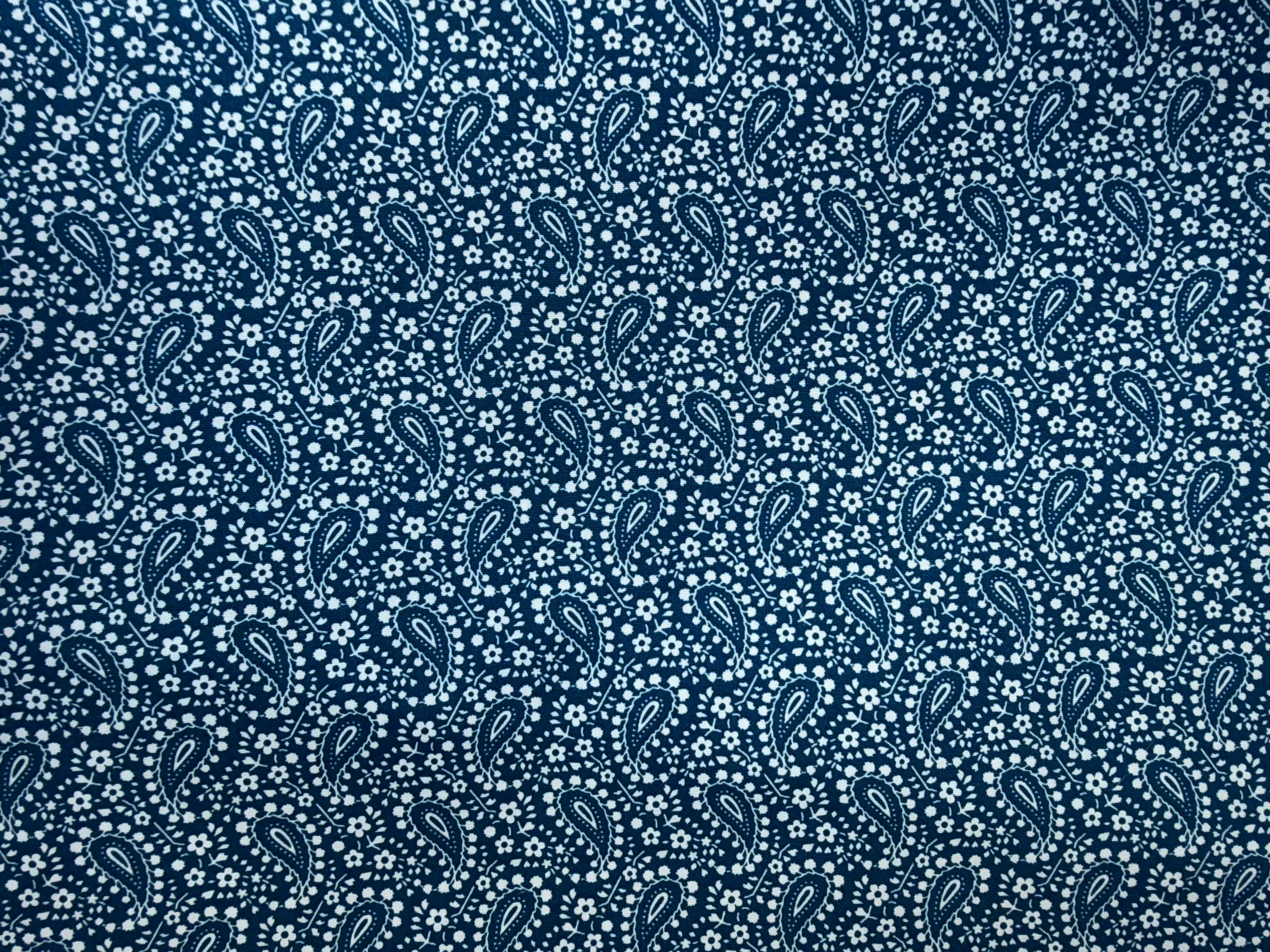 Hiss-Slings On-The-Go Blue Paisley